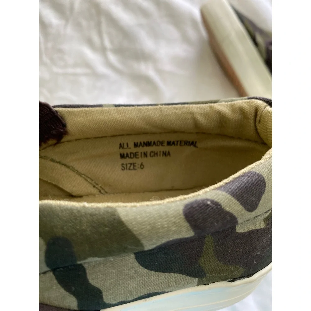 Restricted Womens Camo Slip On Sneakers Size 6 Camouflage Canvas Low Top Shoes